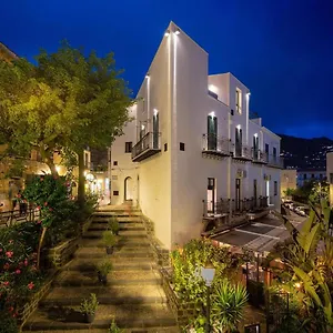 Palazzo Raho Gasthof Cefalù