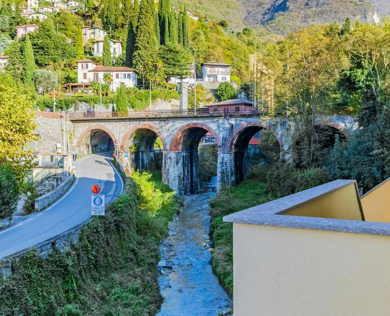 Varenna Guest House